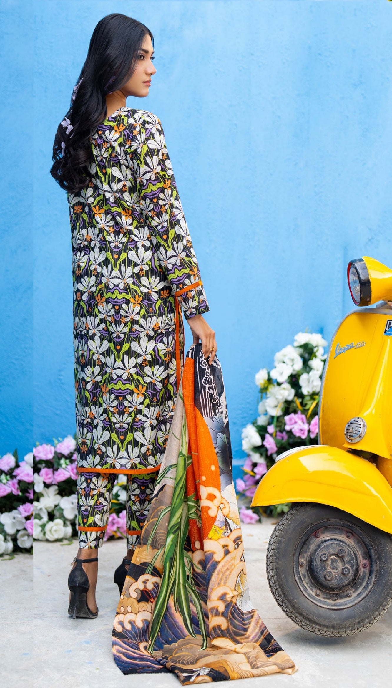 Salina by Regalia Textile Printed Lawn 3 Piece Unstitched Dress - RSPL-04 Summer Collection