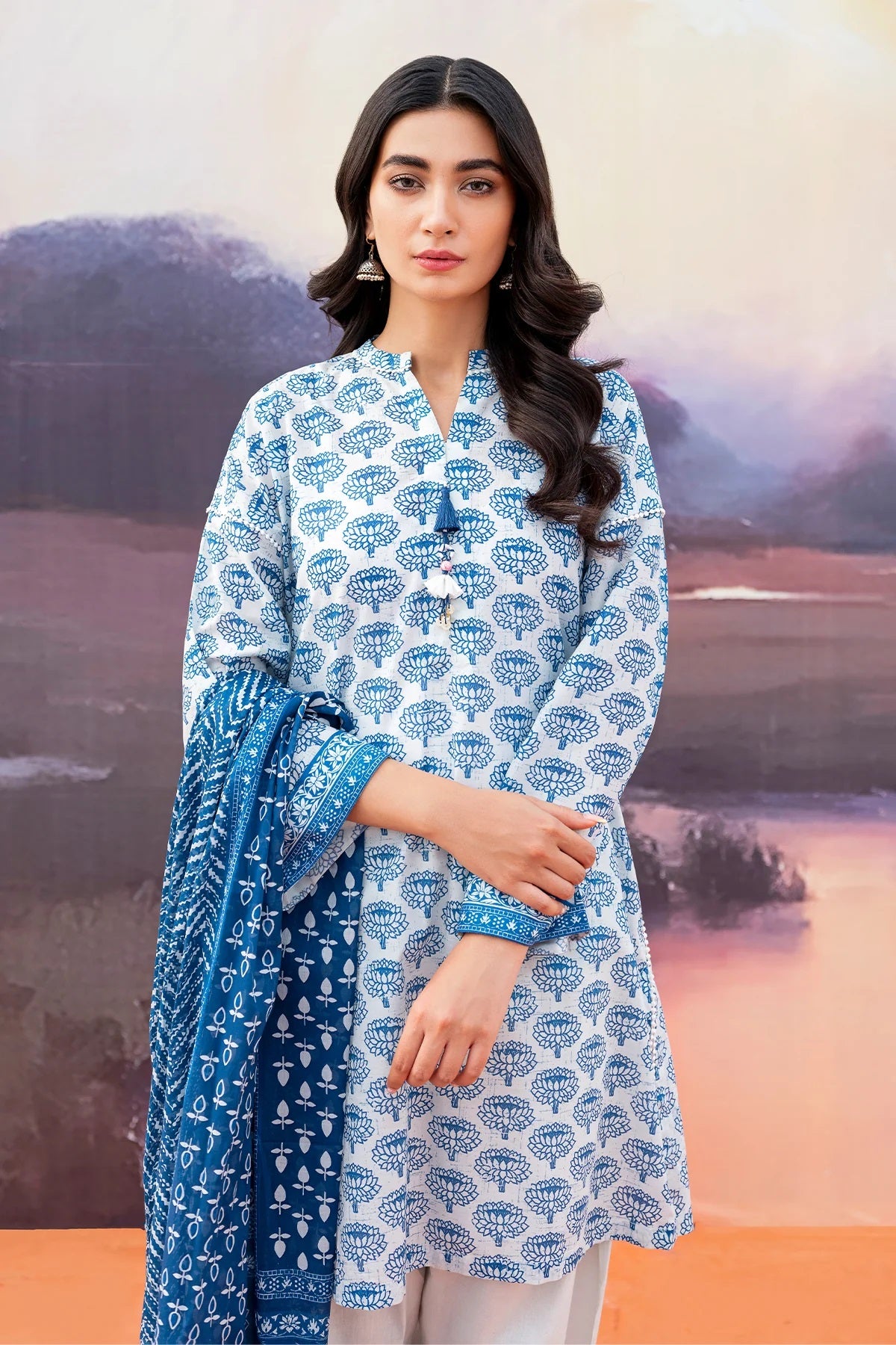 Sahar Digital Printed Lawn 3 piece Unstitched Suit - SSL-V3-23-04