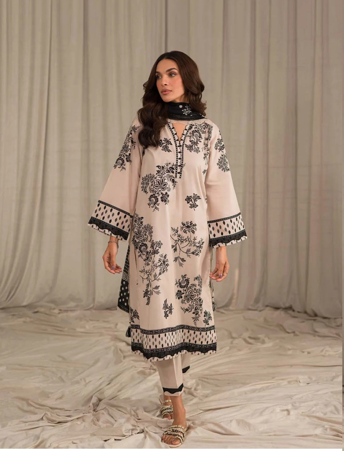 Sahar Printed Lawn Suits Unstitched 3 Piece SHR-S24-PL-V1-07 - Summer Collection