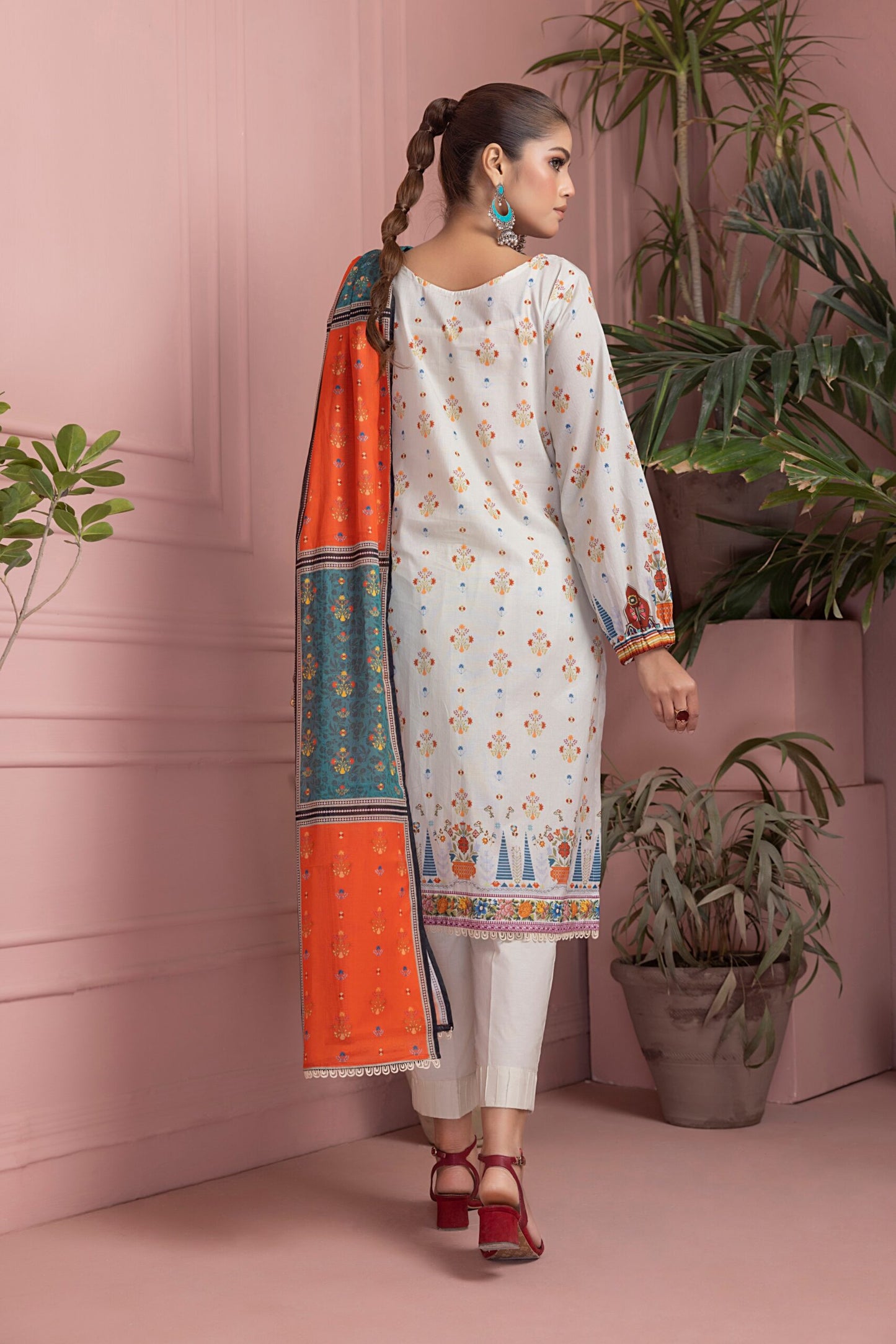 Salina By Regalia Textiles Printed Lawn Suits Unstitched 3 Piece SPL1123-08
