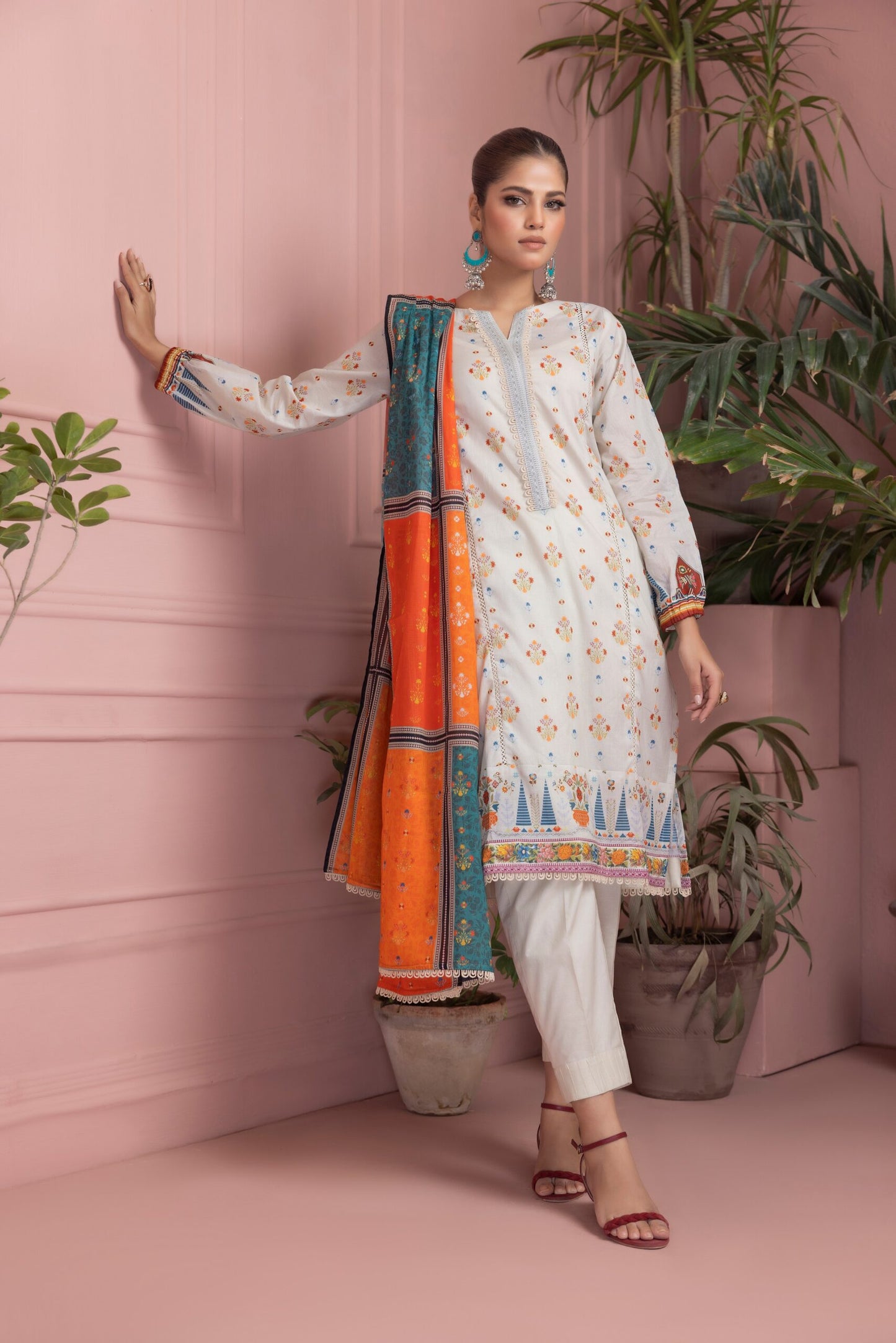Salina By Regalia Textiles Printed Lawn Suits Unstitched 3 Piece SPL1123-08