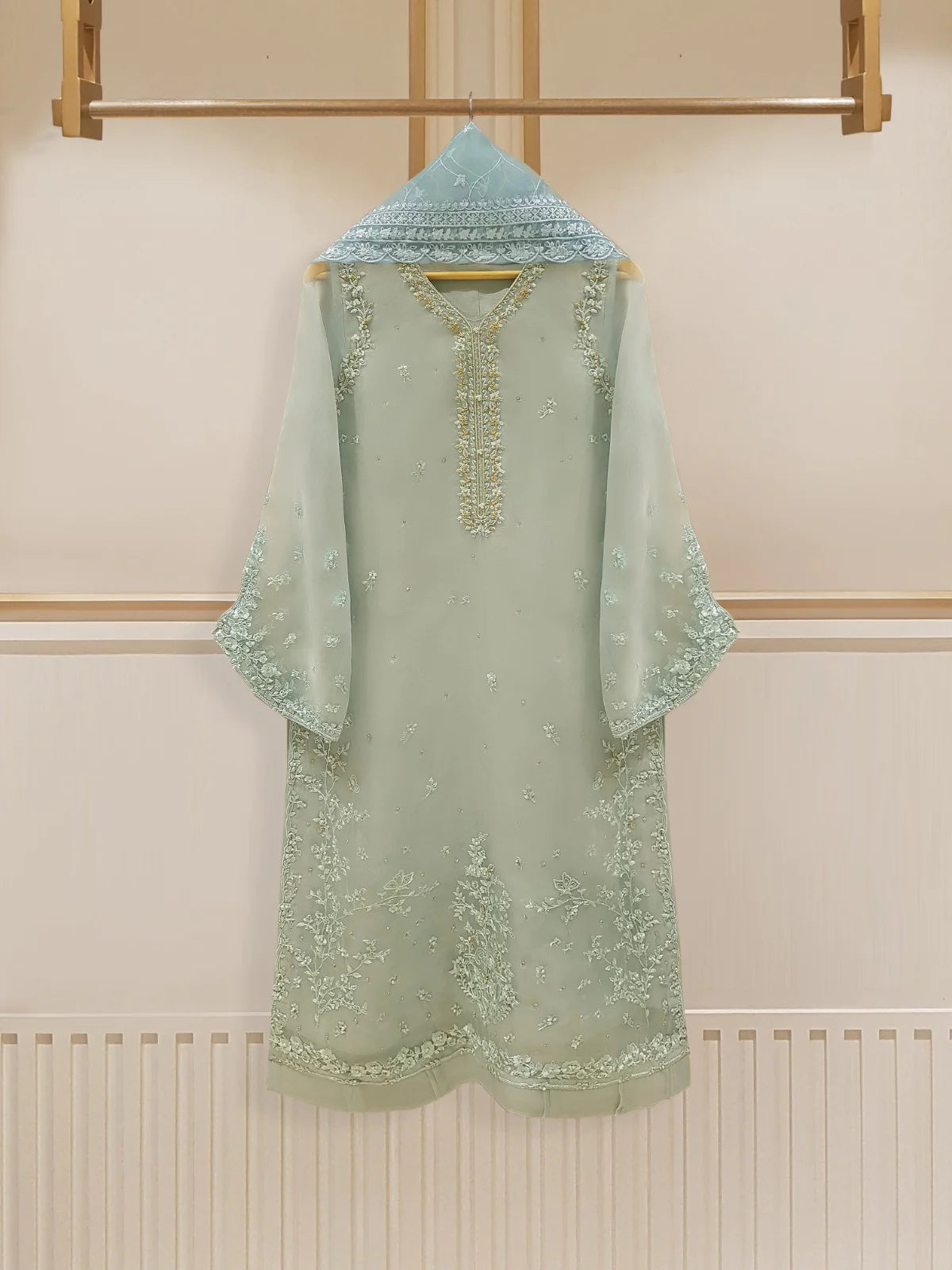 Agha Noor 2pc Pure Organza Embroidered Shirt with Dupatta HD-109601