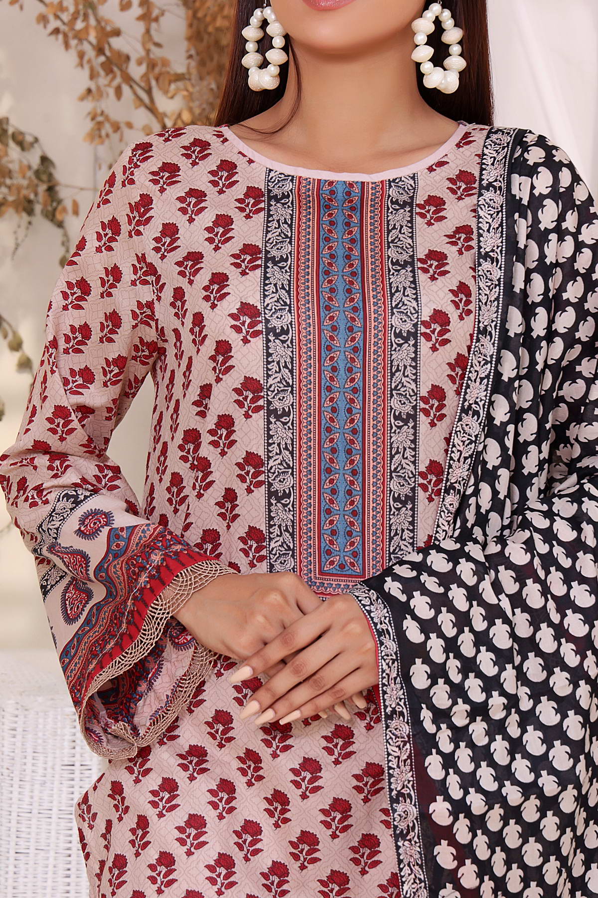 VS Signature Printed Lawn Suits Unstitched 3 Piece VS23-D907-A