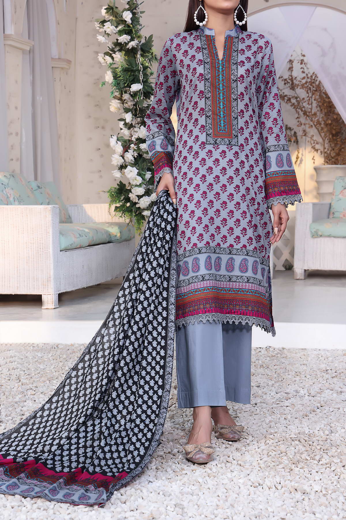 VS Signature Printed Lawn Suits Unstitched 3 Piece VS23-D907-B