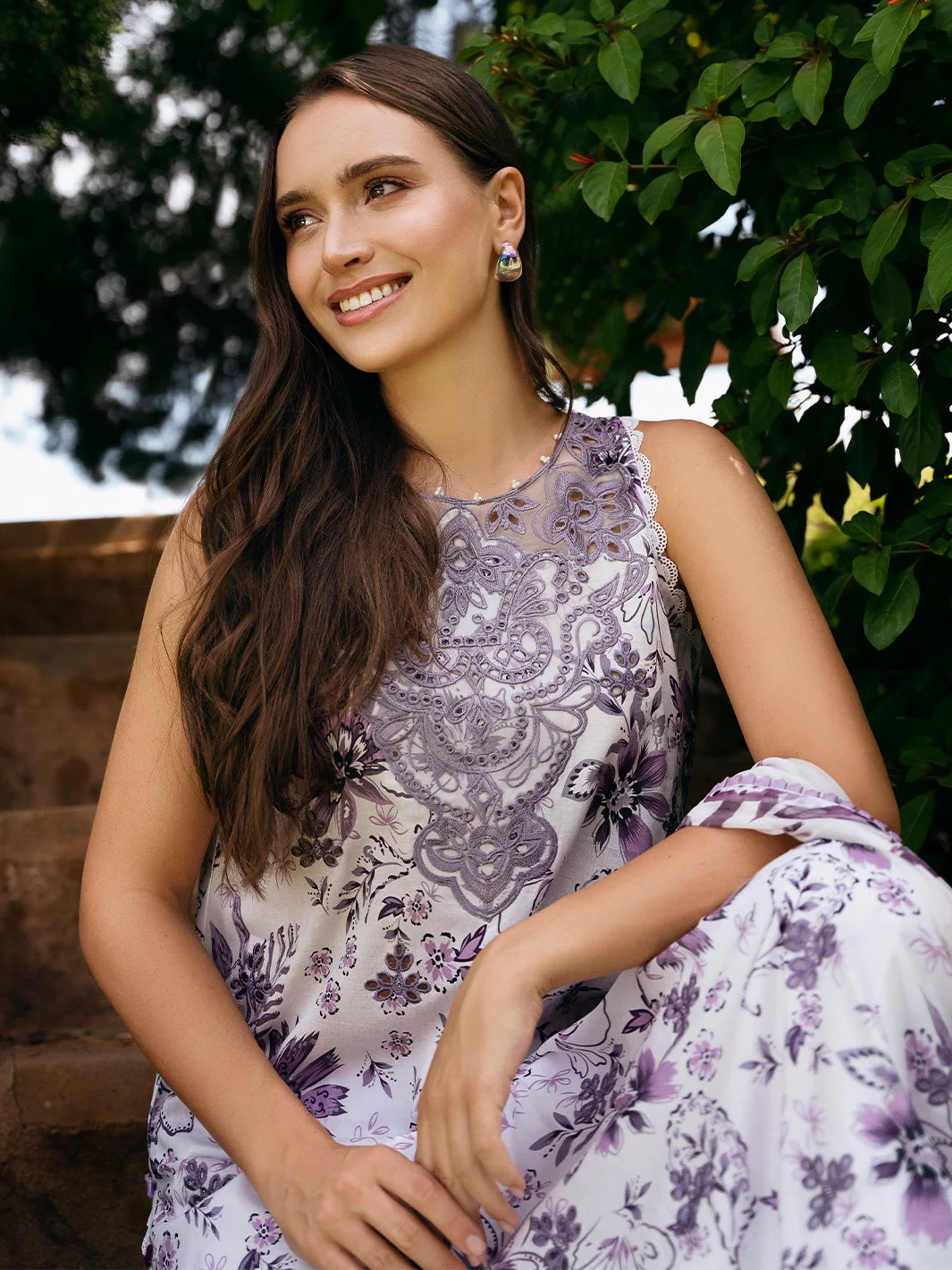 Secret Garden by Izel Embroidered Lawn 3pc Unstitched Dress - GLC-2422 Gardenia