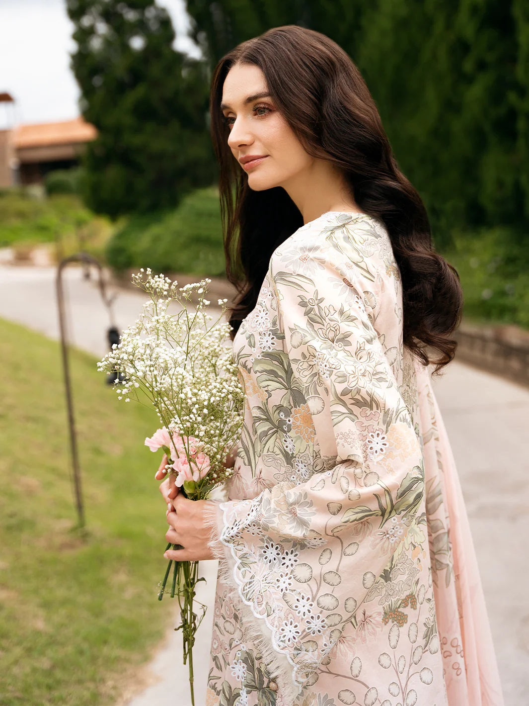 Secret Garden by Izel Embroidered Lawn 3pc Unstitched Dress - GLC-2424 Lotus