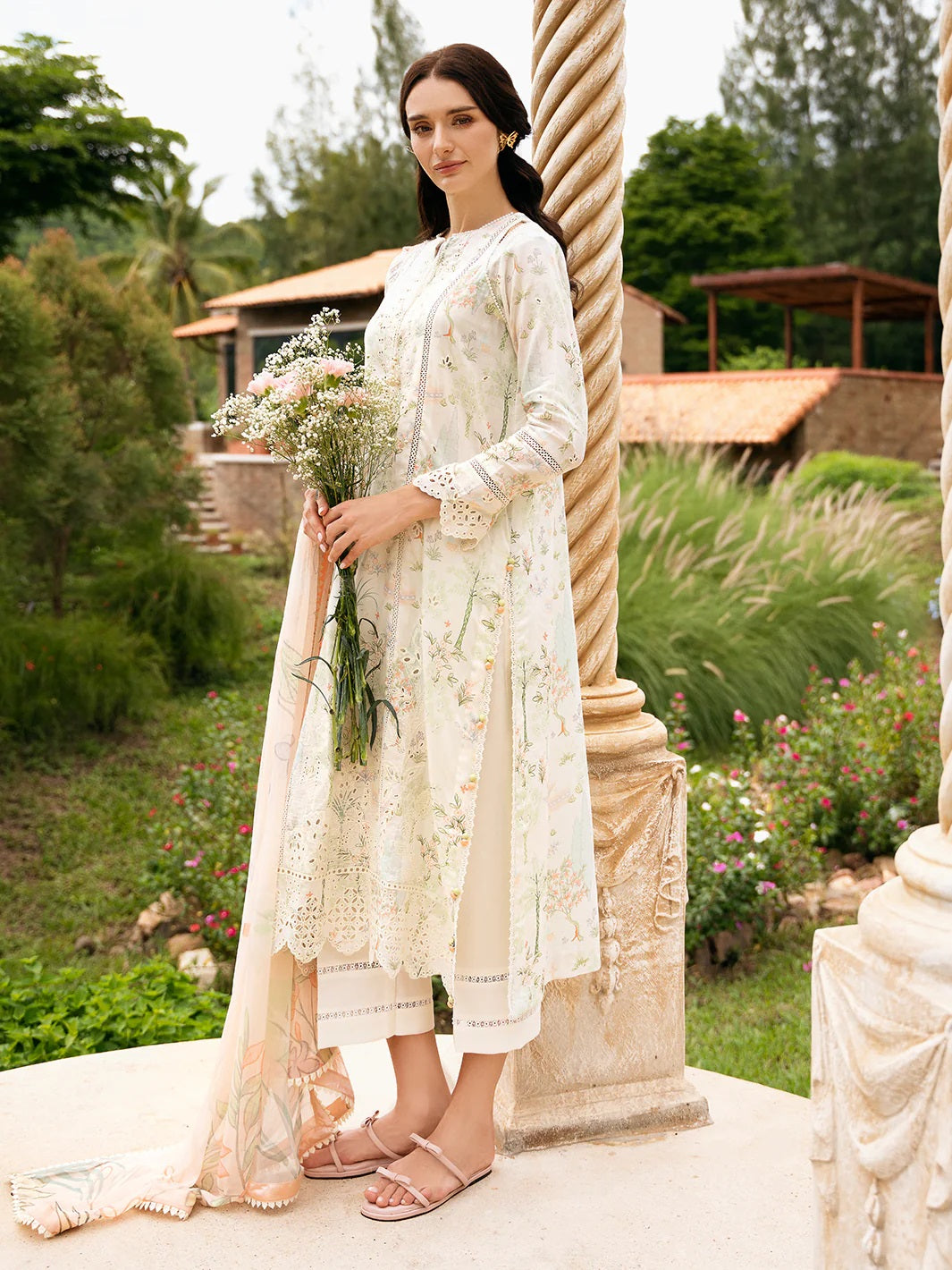 Secret Garden by Izel Embroidered Lawn 3pc Unstitched Dress - GLC-2429 Snowdrop