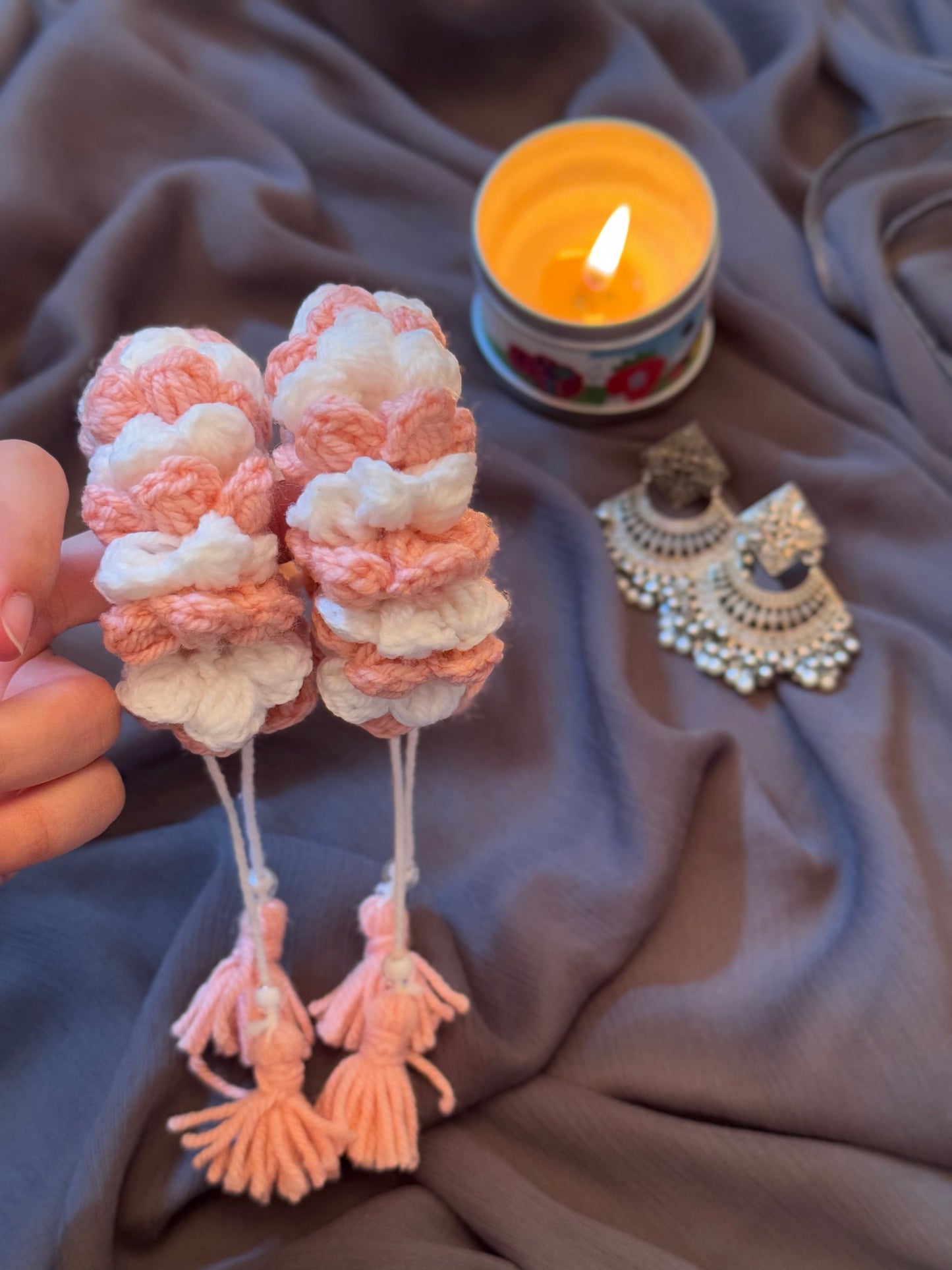 Crochet Jasmine Gajra- Pink & White