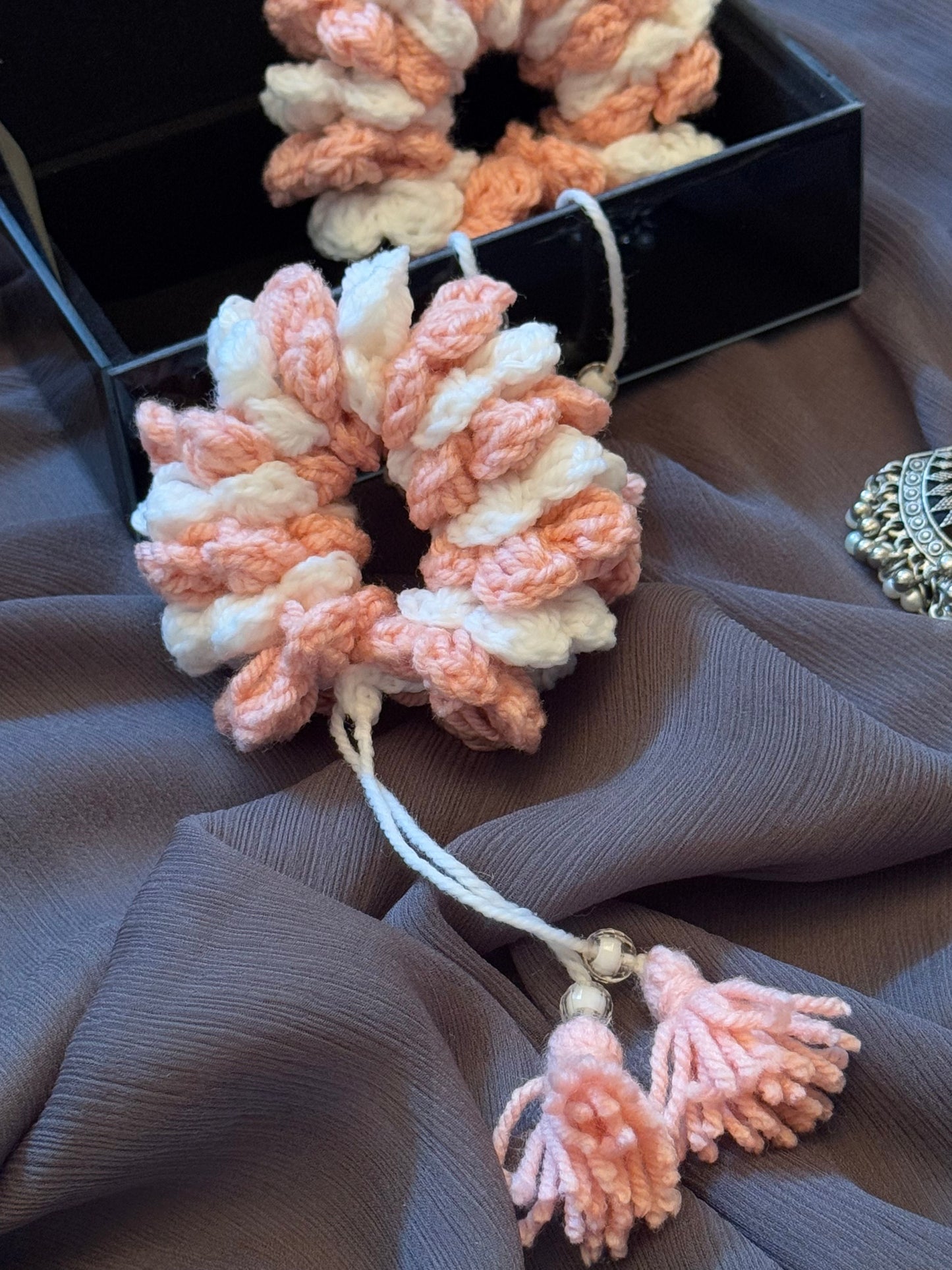 Crochet Jasmine Gajra- Pink & White