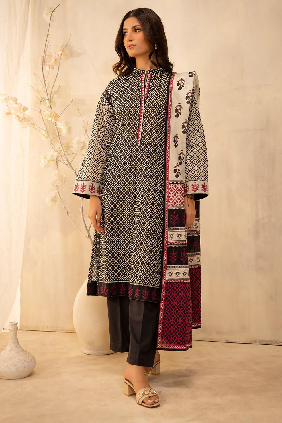 Zellbury 2pc Printed Lawn Shirt Dupatta - WUS25X20090 Unstitched