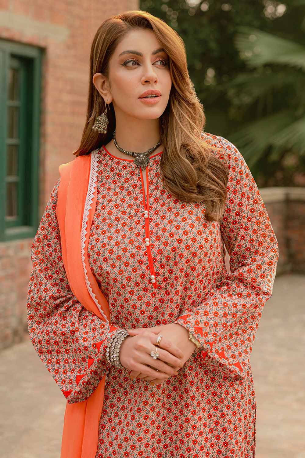 Gul Ahmed Digital Printed Lawn 01 Piece Unstitched Shirt SL-32036