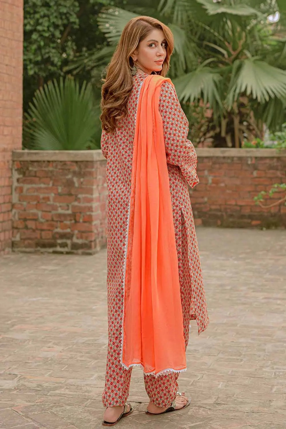 Gul Ahmed Digital Printed Lawn 01 Piece Unstitched Shirt SL-32036