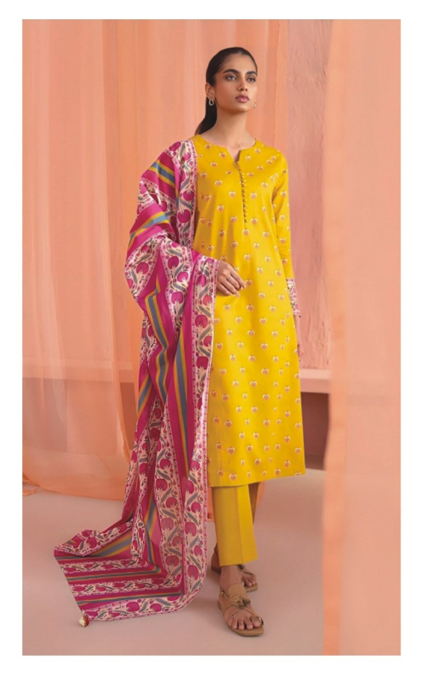 Sapphire Day to Day Printed Lawn 3 Piece Suit - 00U3PDY24D29