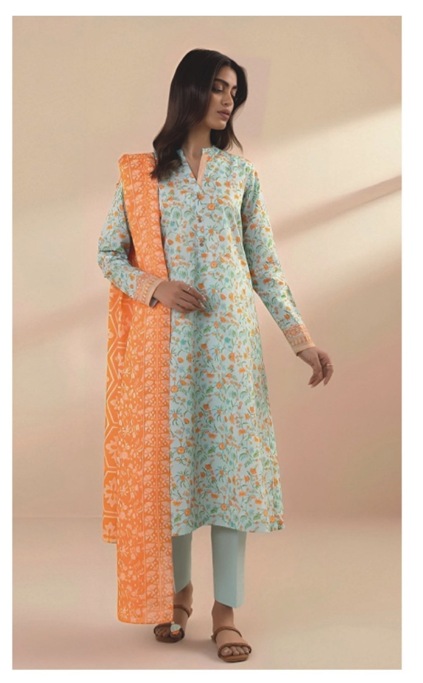 Sapphire Day to Day Printed Lawn 3 Piece Suit - 0U3PDY24D229