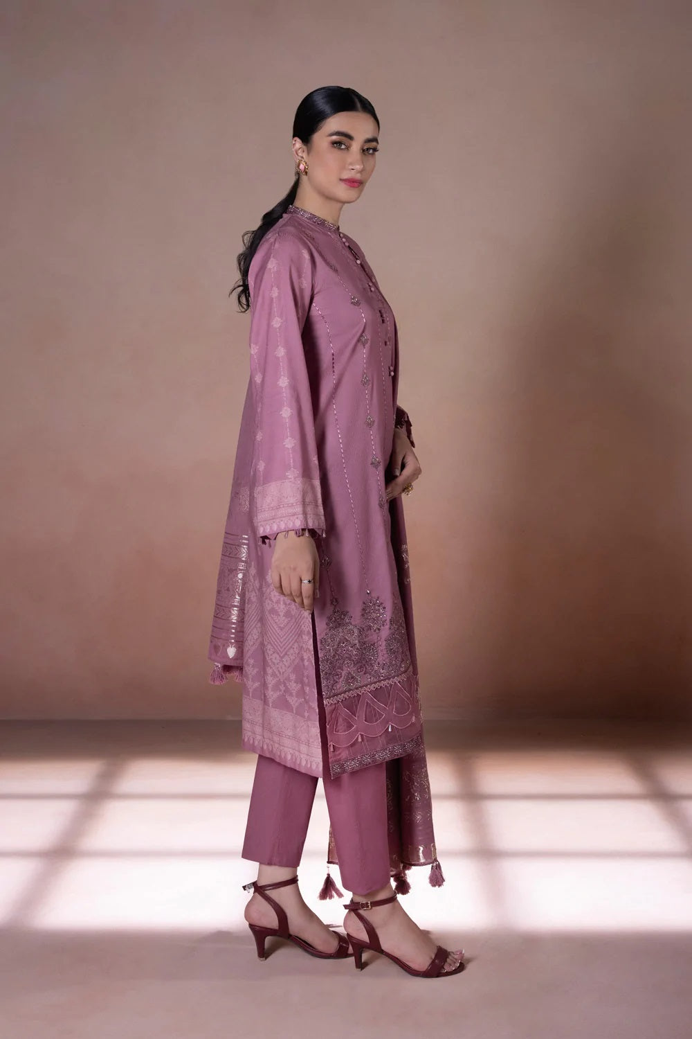 Sapphire Intermix Embroidered Jacquard Unstitched 3 Piece Suit U3E-CL22V5-3
