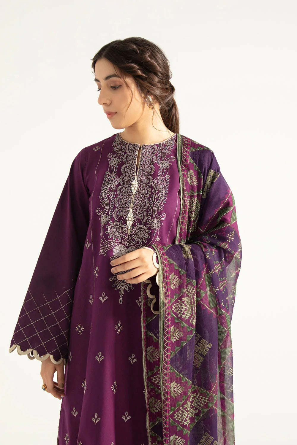 Sapphire Intermix Embroidered Cotton Unstitched 3 Piece Suit U3E-DY22V5-5
