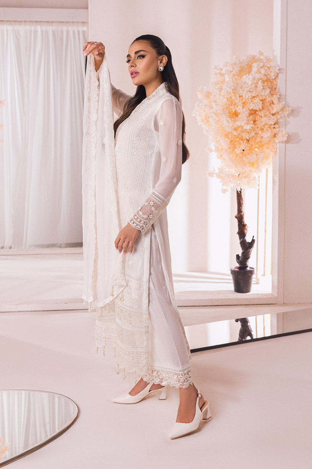 Azure Luxe Embroidered Suits Unstitched 4 Piece AZE23-104 Jazmine
