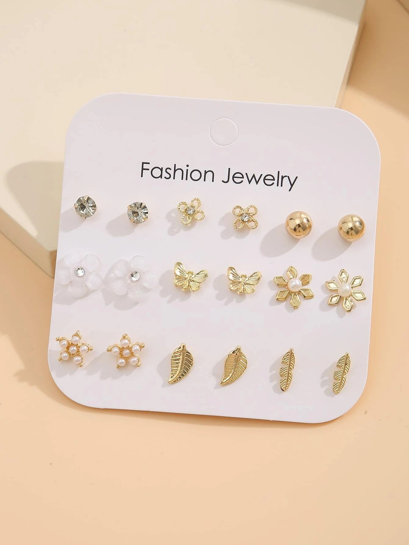 9 pairs Flower Style Stud Earrings - HDJ-136