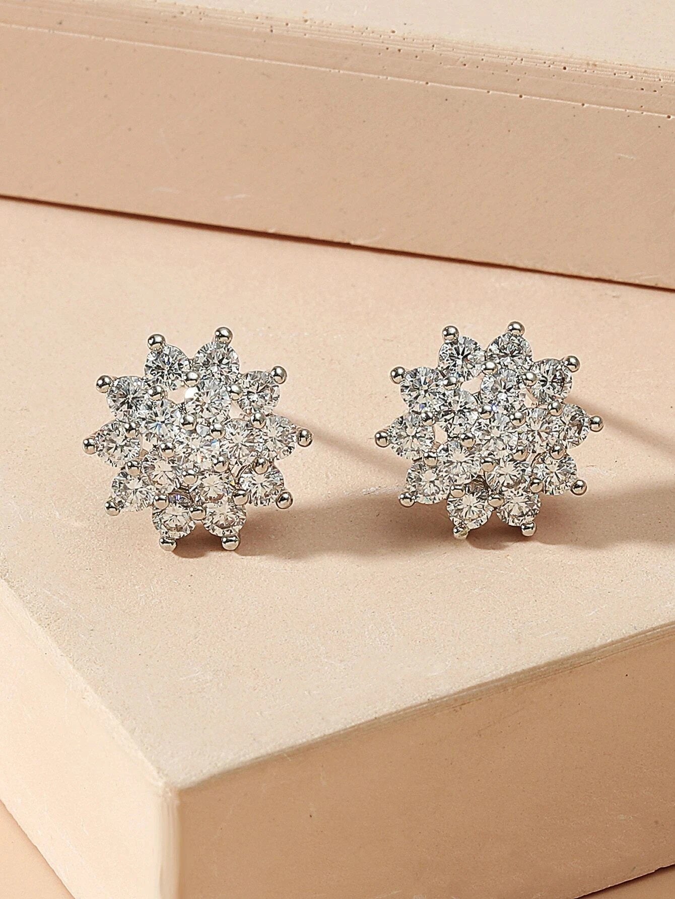Zircon Stud Earrings - HDJ 138