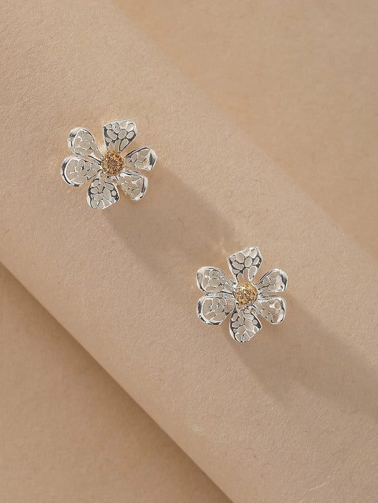 1pair Floral Fancy Stud Earrings - HDJ 149