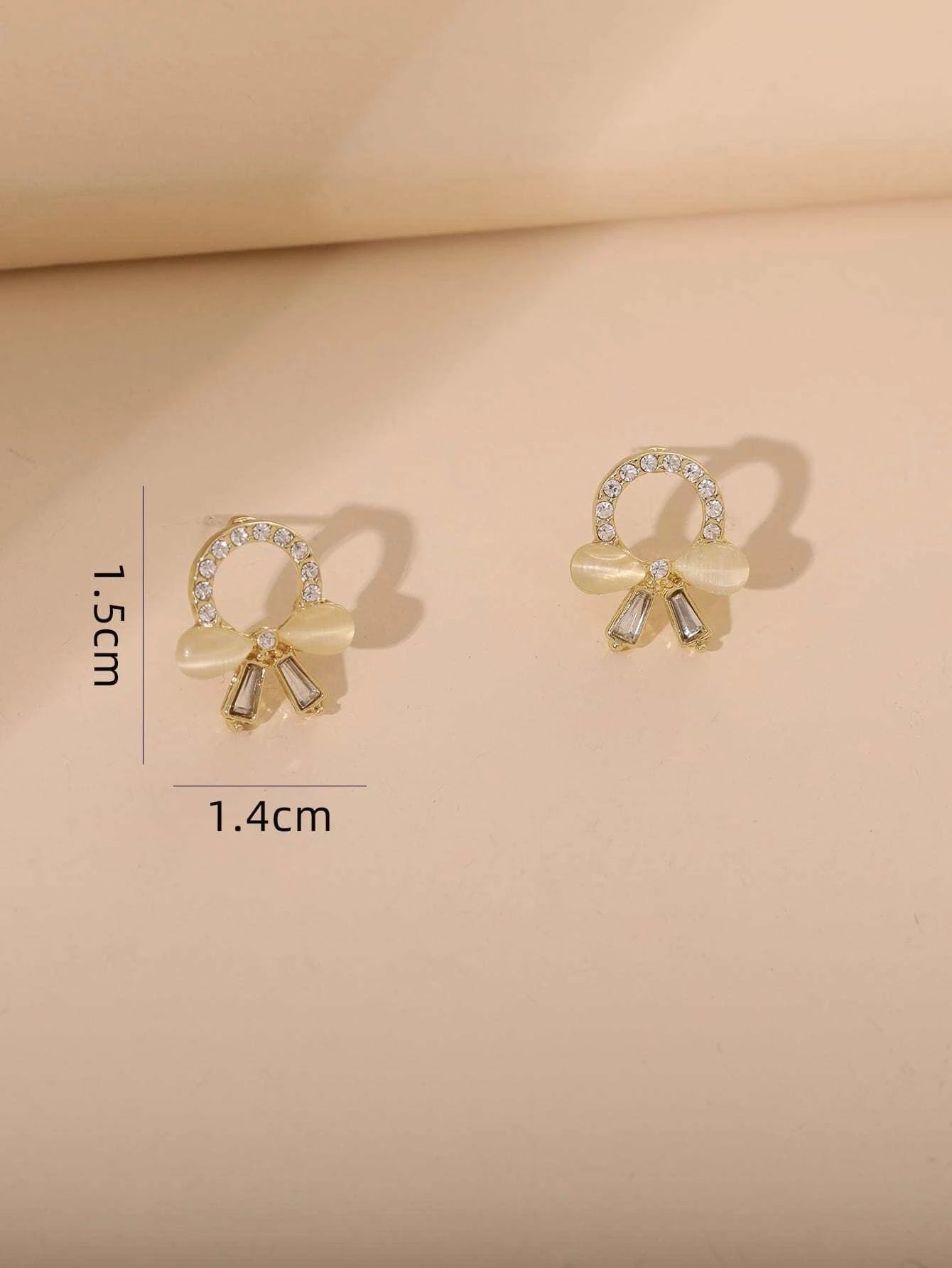 Rhinestone & Bow Design Stud Earrings - HDJ 196