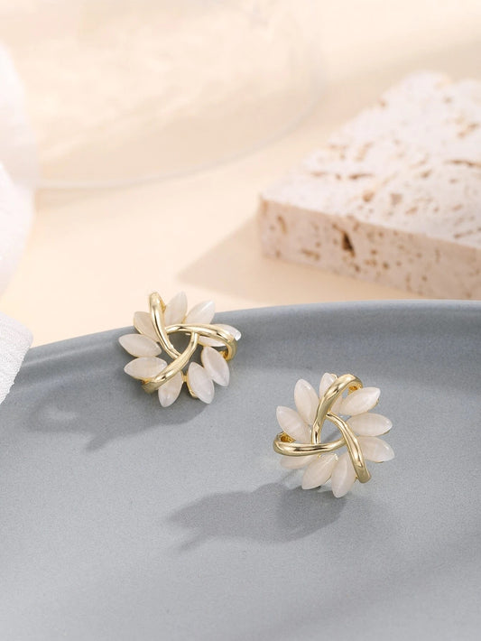 Zircon Decor Flower Stud Earrings - HDJ 200