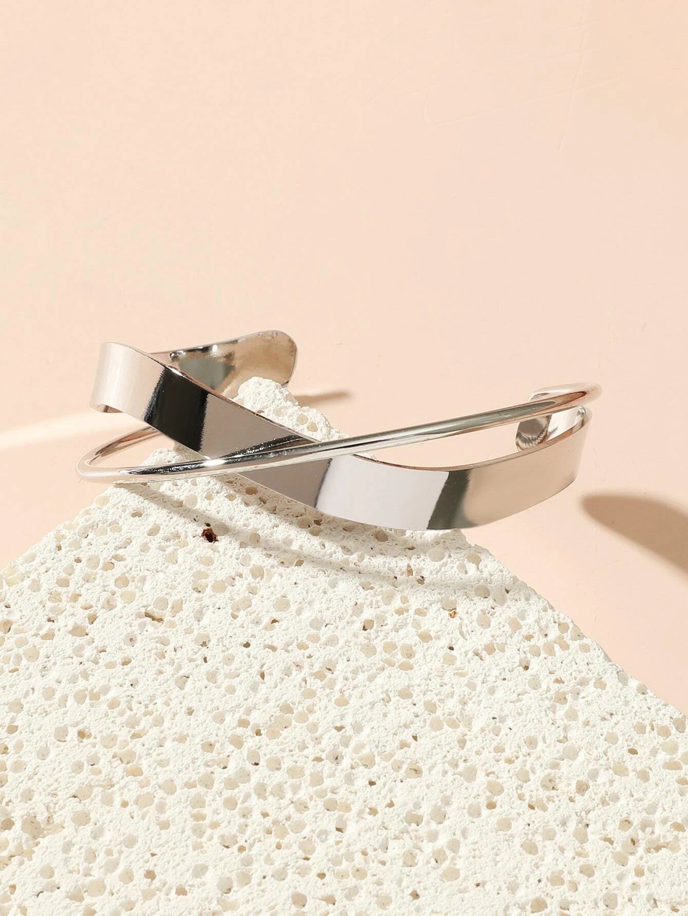 Minimalist Cuff Bracelet - HDJ 203