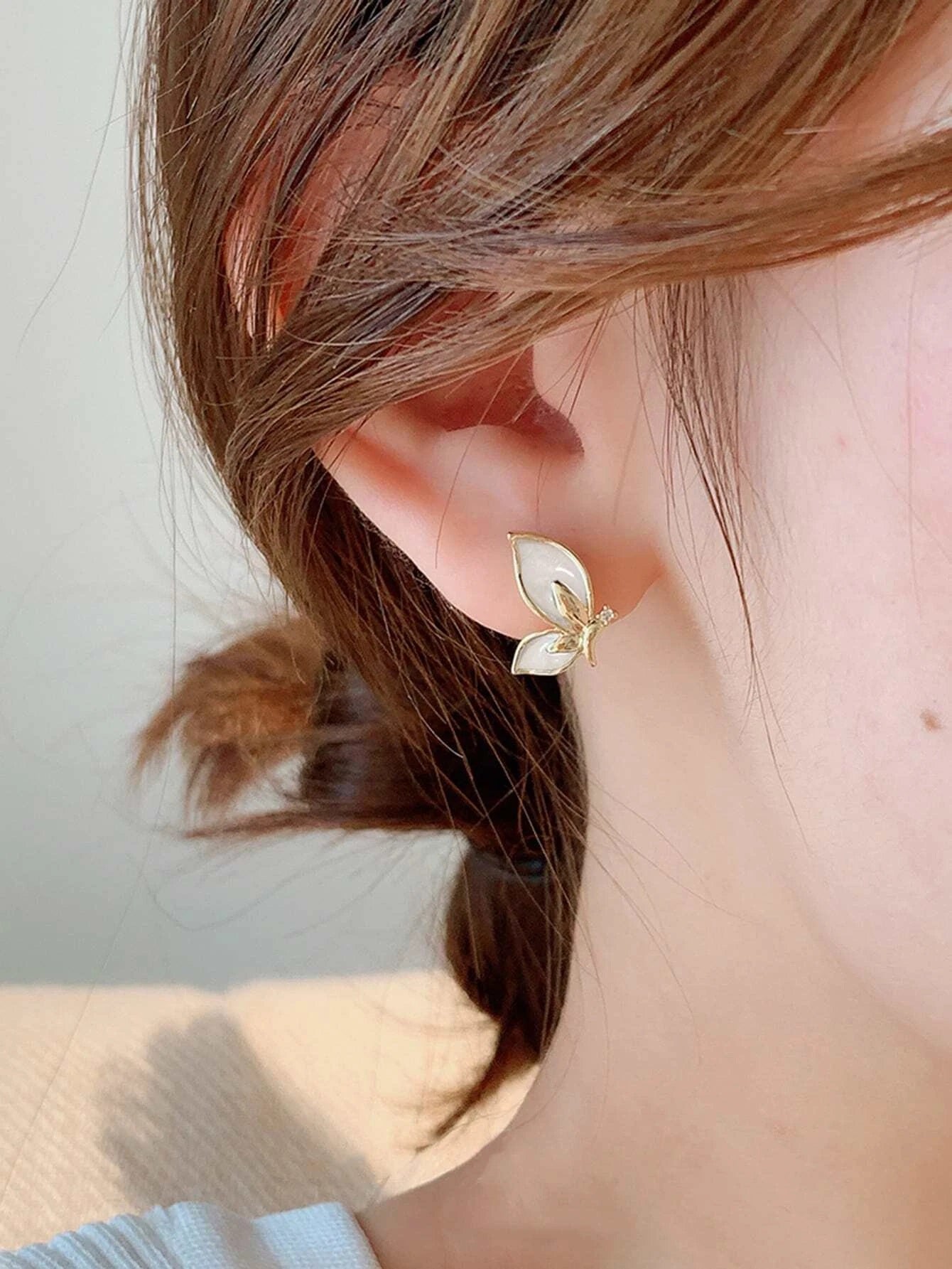 Simple Stud Earrings - HDJ 206