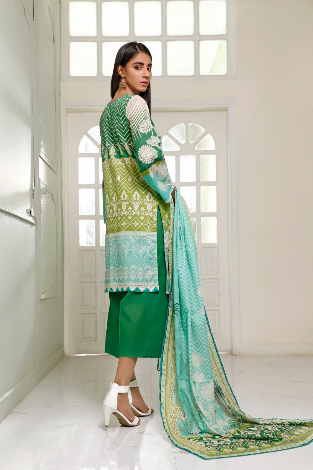 Ittehad Crystal Printed Lawn Unstitched 3 Piece Suit - LF-CL-21115-B-Summer Collection