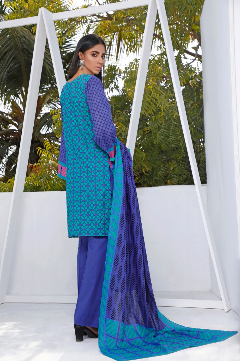 Ittehad Crystal Printed Lawn Unstitched 3 Piece Suit - LF-CL-21117-A-Summer Collection