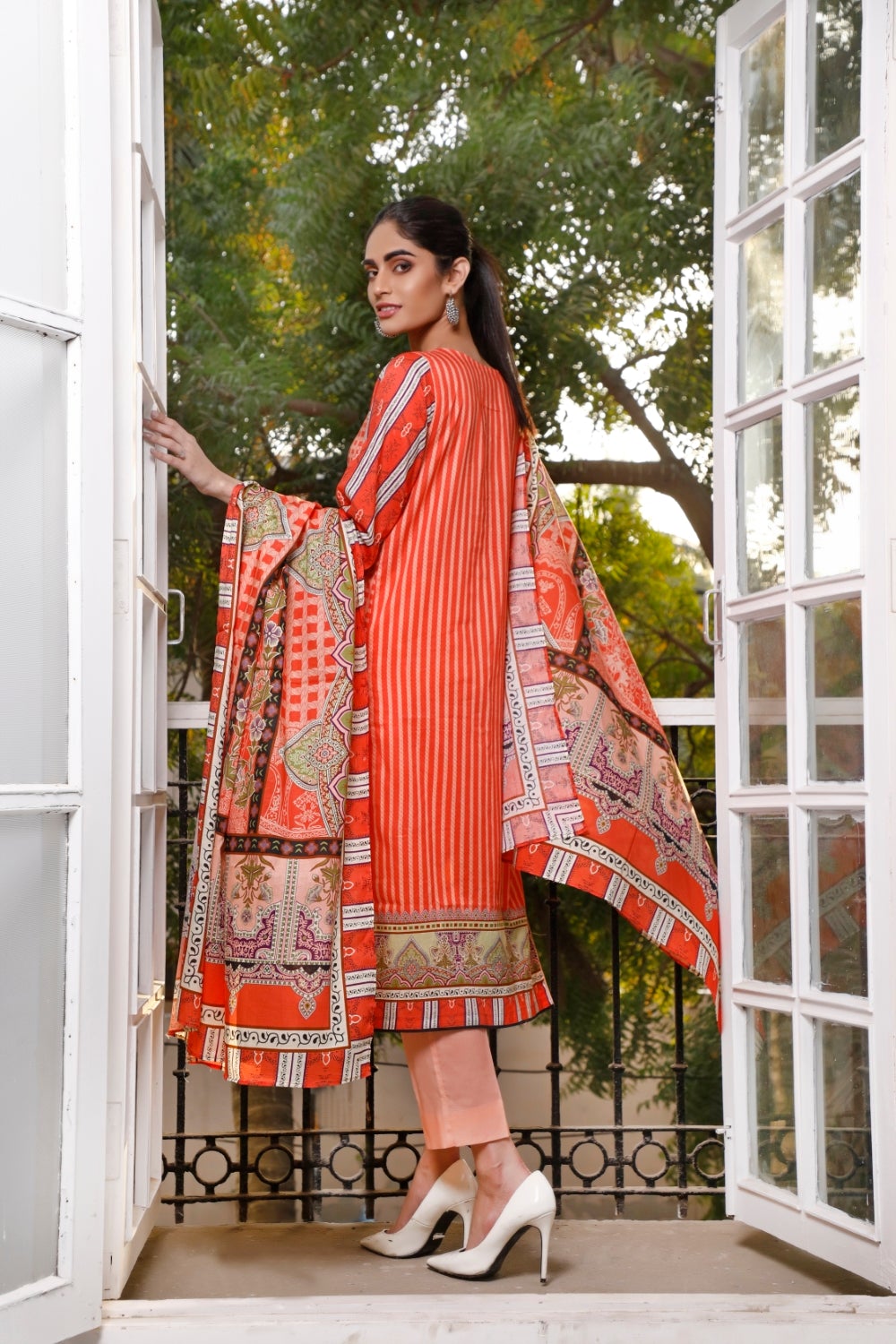 Ittehad Crystal Printed Lawn Unstitched 3 Piece Suit - LF-CL-21119-A-Summer Collection
