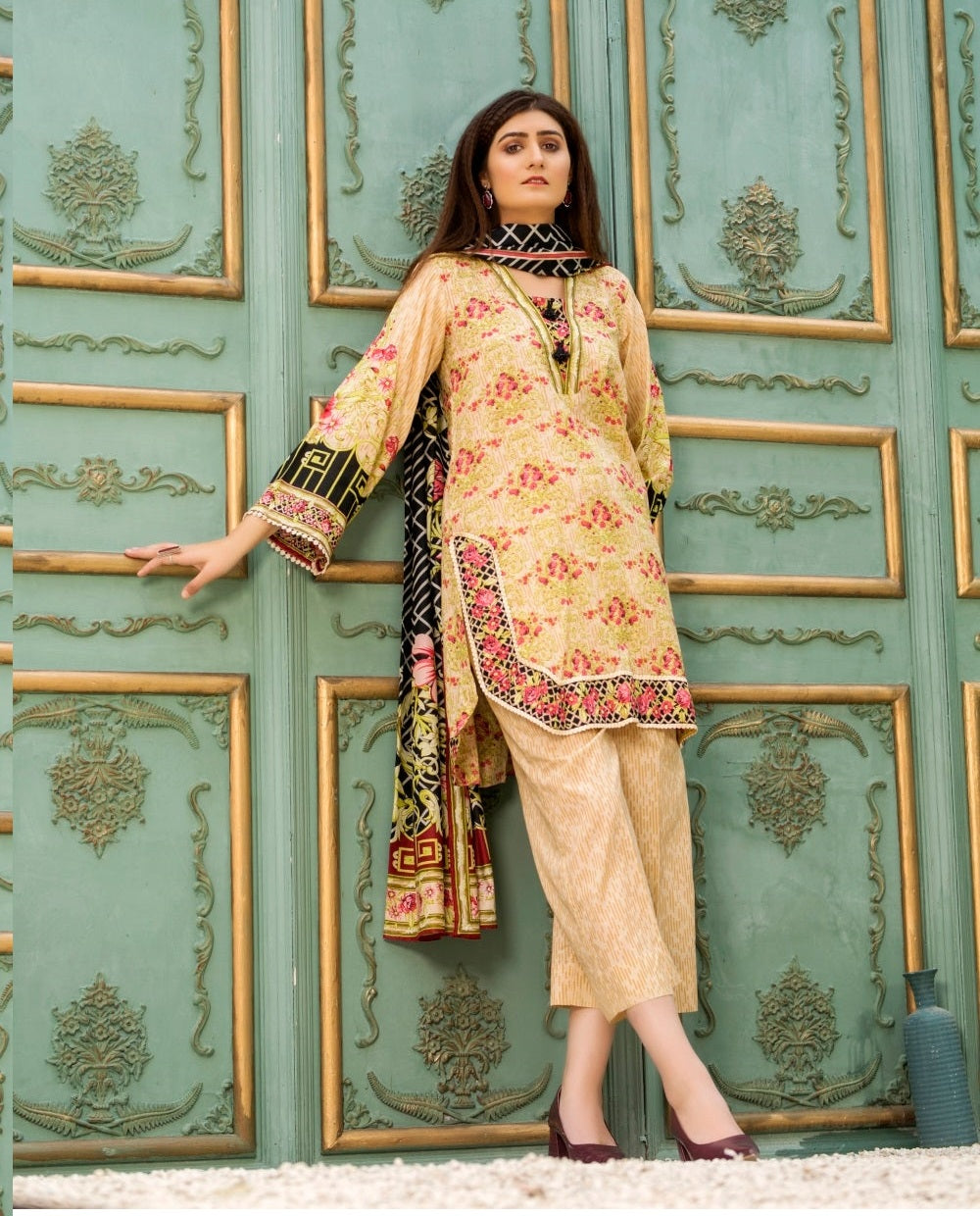 Ittehad Crystal Printed Lawn Unstitched 3 Piece Suit - LF-CL-21123-A-Summer Collection