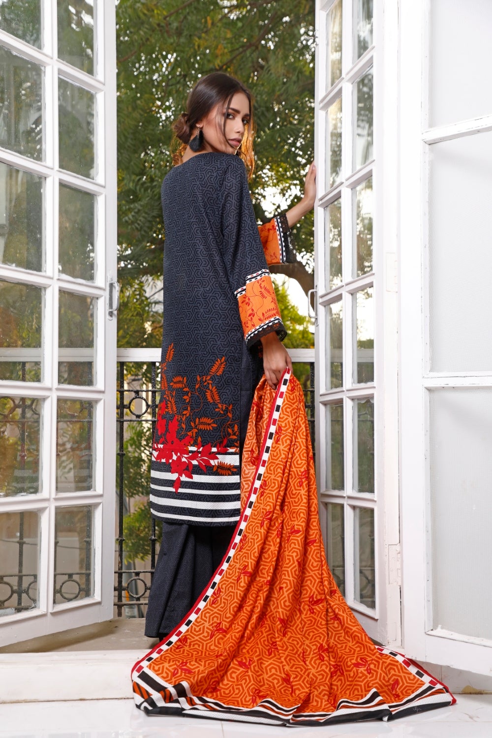 Ittehad Crystal Printed Lawn Unstitched 3 Piece Suit - LF-CL-21125 B- Summer Collection