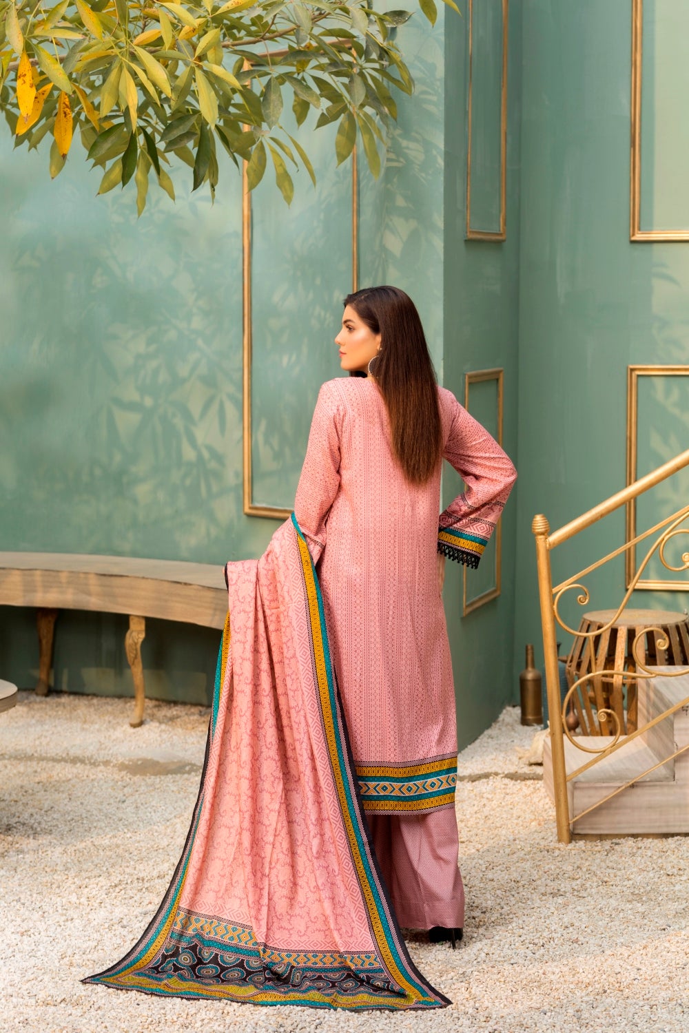 Ittehad Crystal Printed Lawn Unstitched 3 Piece Suit - LF-CL-21127 B- Summer Collection