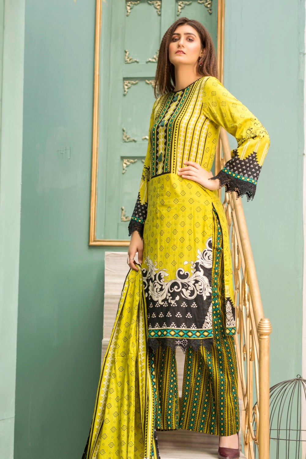 Ittehad Crystal Printed Lawn Unstitched 3 Piece Suit - LF-CL-21129-A- Summer Collection