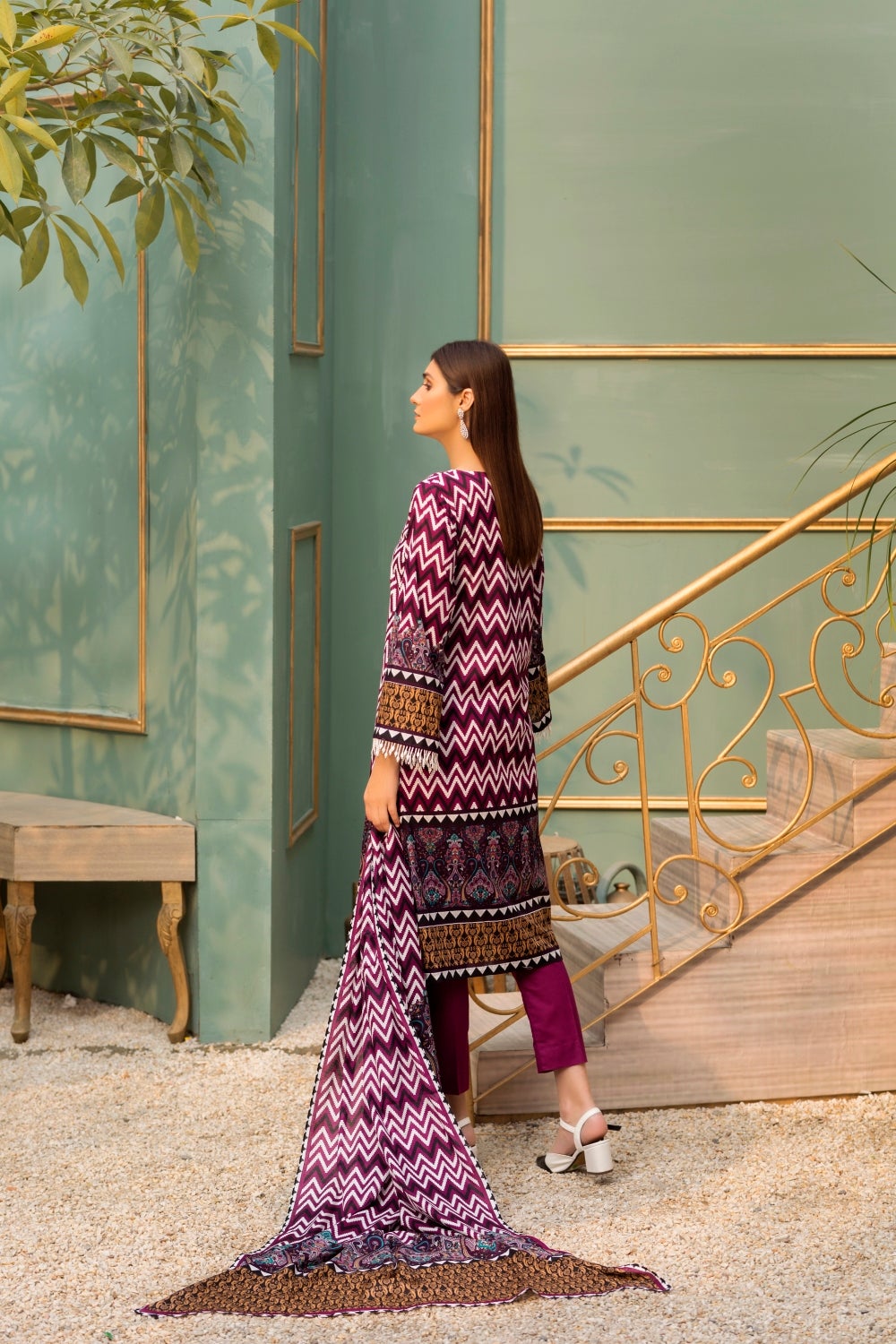 Ittehad Crystal Printed Lawn Unstitched 3 Piece Suit - LF-CL-21139A - Summer Collection