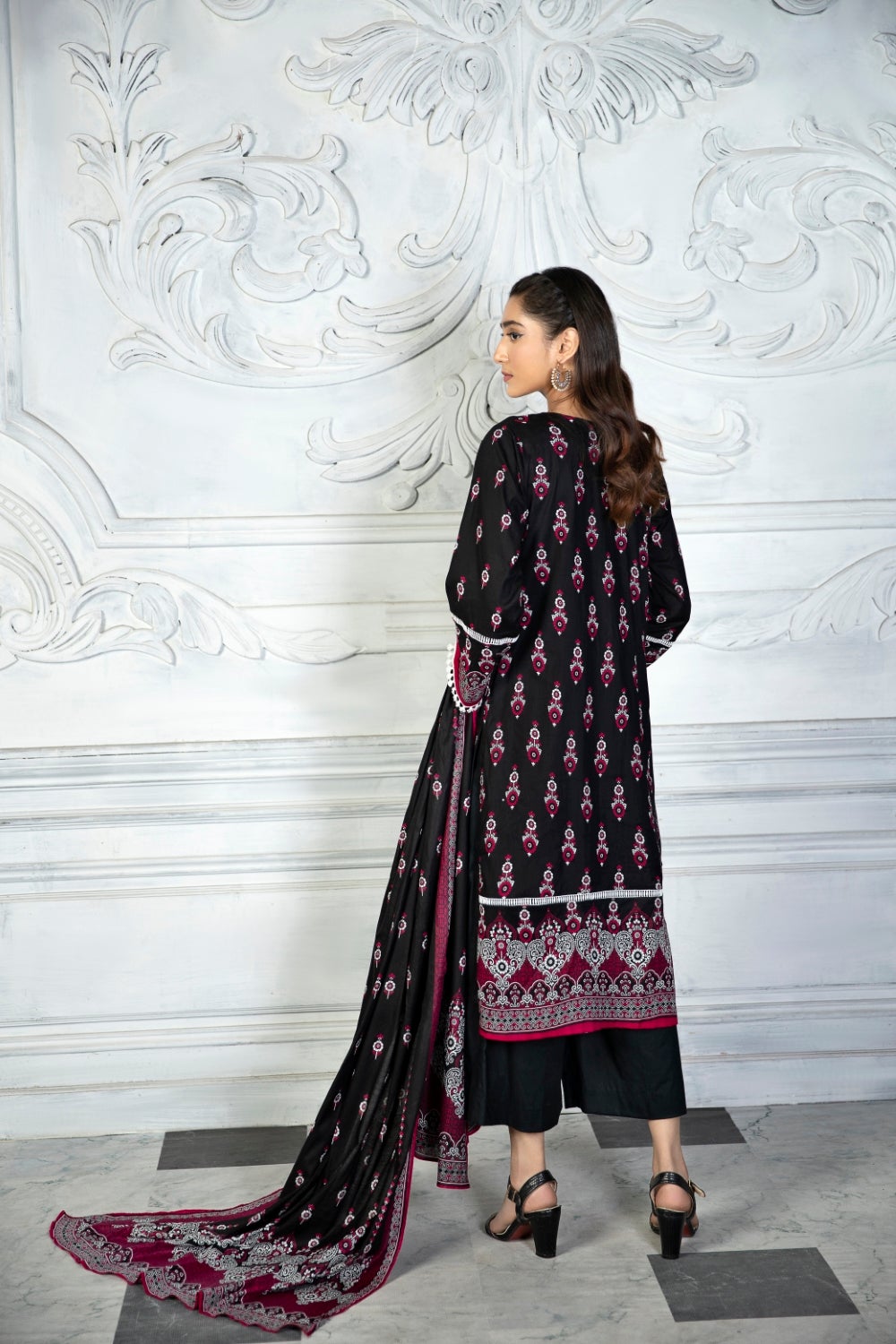 Ittehad Crystal Printed Lawn Unstitched 3 Piece Suit - LF-CL-21152A - Summer Collection