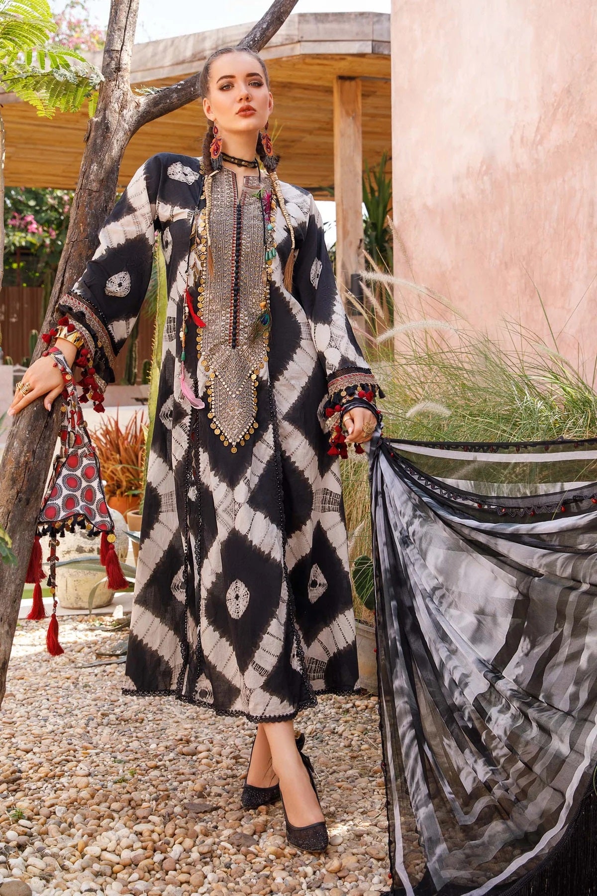 M.Prints By Maria B Embroidered Lawn Suits Unstitched 3 Piece MPT-1702-B