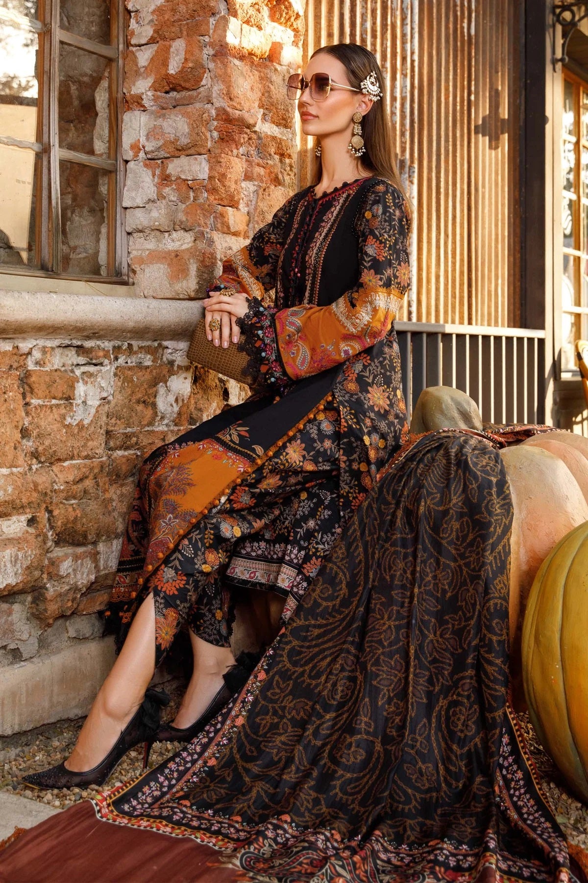M.Prints By Maria B Embroidered Lawn Suits Unstitched 3 Piece MPT-1703-B