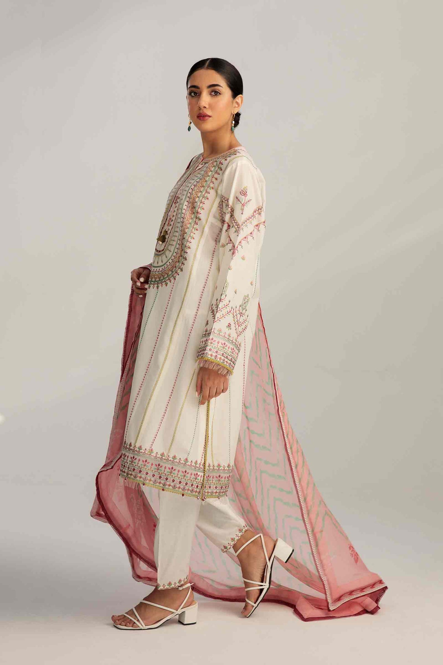 Coco by Zara Shahjahan Embroidered Lawn Suits Unstitched 3 Piece Z23-4b