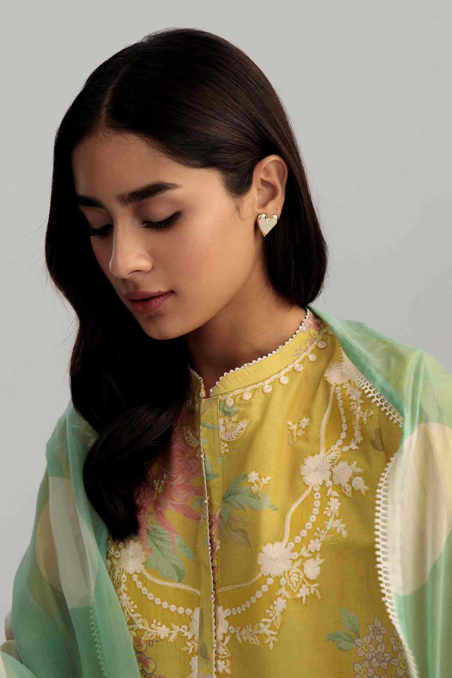 Coco by Zara Shahjahan Embroidered Lawn Suits Unstitched 3 Piece Z23-5a