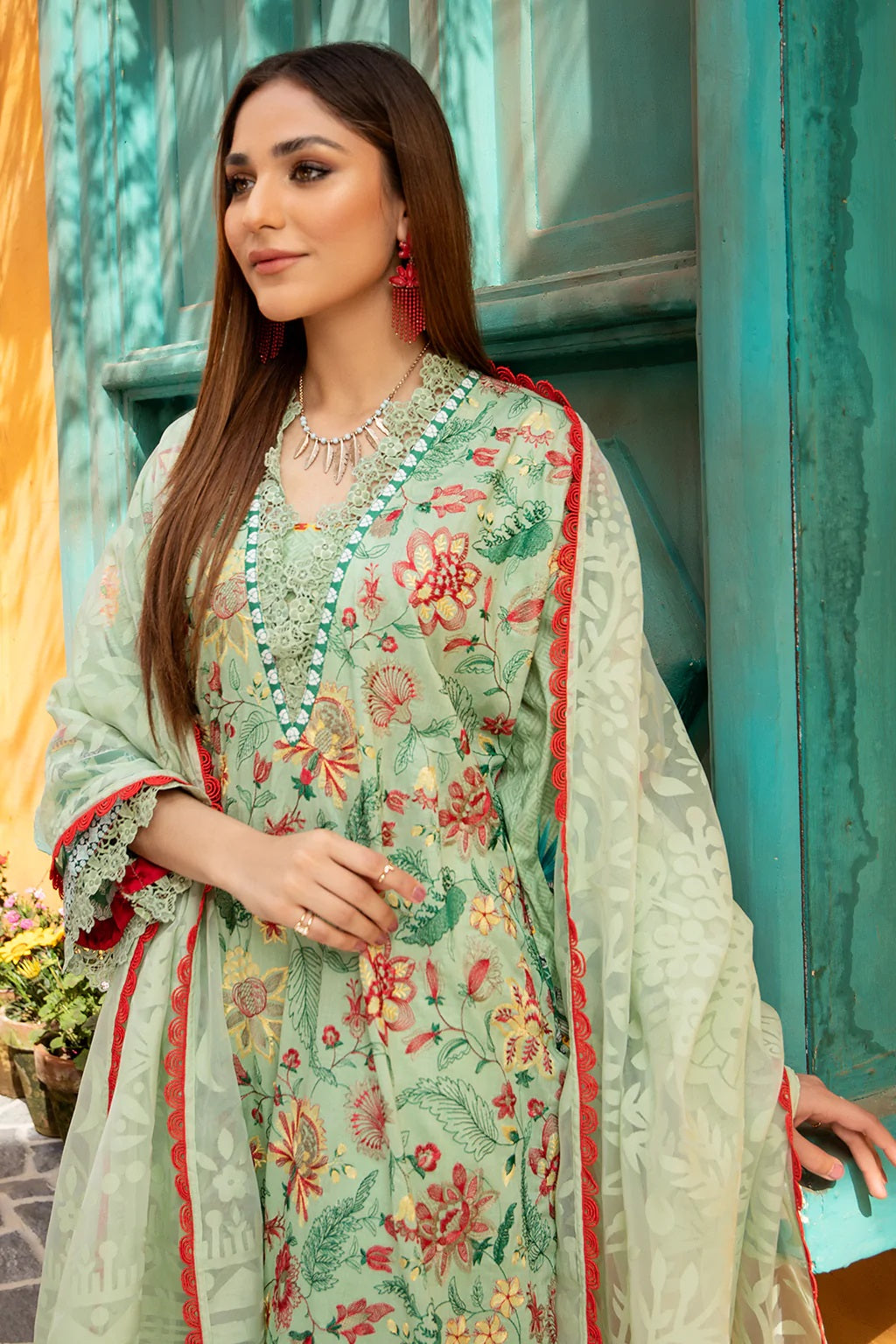 Jahanara Embroidered Lawn Suits Unstitched 3 Piece J16-06 Pale Green