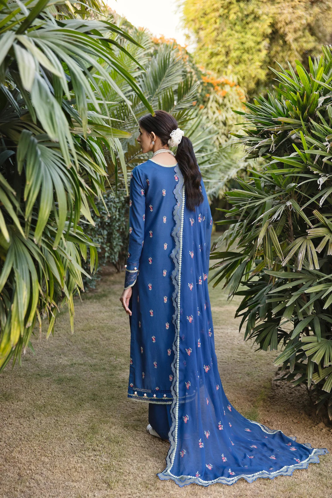 Sable Vogue Embroidered Lawn Suits Unstitched 3 Piece SL-08-23-V1 EDEN - Luxury Collection