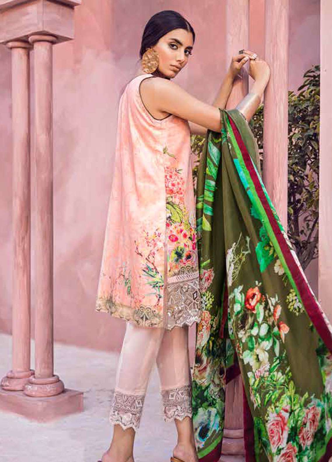 Tena Durrani Luxury Embroidered Lawn Unstitched 3 Piece Suit - 14A – Rosa Bagh Pink