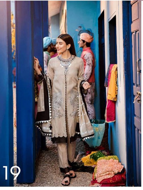 lawn dress stitch design Stitching Designs Stylish Lawn Dresses 2019 Stitching Designs Short Frock Design 2019 Pakistani Images Lawn Most