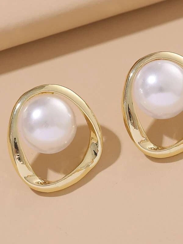 Faux Pearl Stud Earrings - HDJ 035