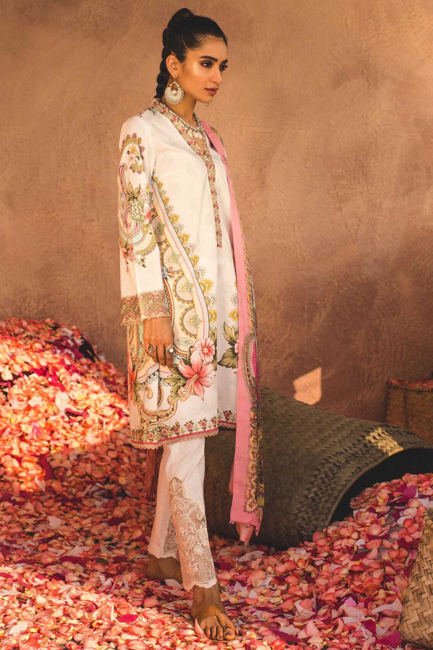 Zara Shahjahan Luxury Embroidered Lawn Unstitched 3 Piece Suit - LEHER B