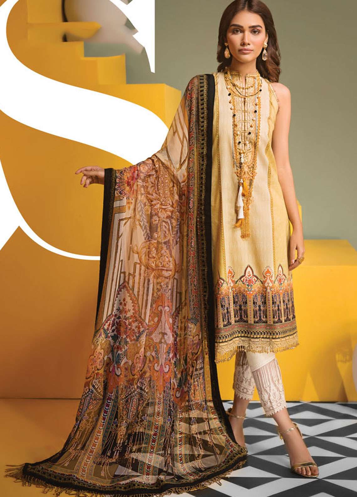Viva Anaya By Kiran Chaudhry Embroidered Lawn Unstitched 3 Piece Suit VL19-09 SOPHIA